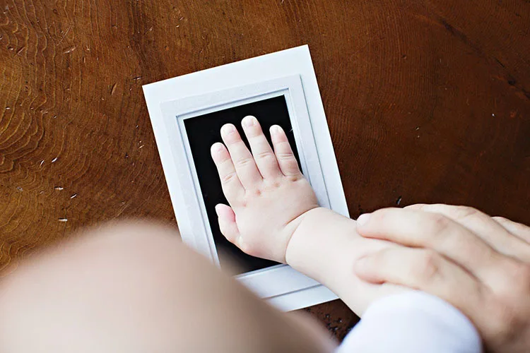 Baby Care Non-Toxikus Tenyérlenyomat Lábnyom Impresszum Kit Ajándéktárgyak Modern Újszülött Tinta Pad Ajándékok Kép 0